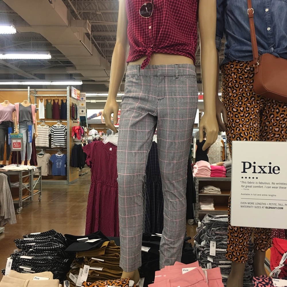 Ankle Pants, Old Navy. Size 0. - Picture 4 of 6